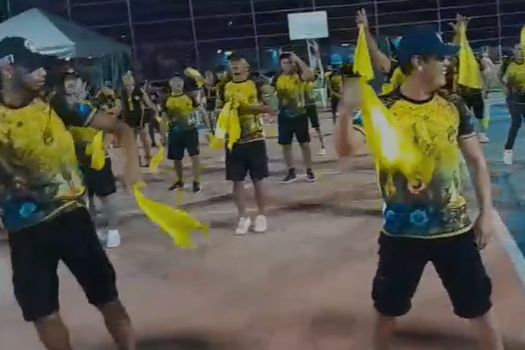 Pistoleiros na Comunidade (4)